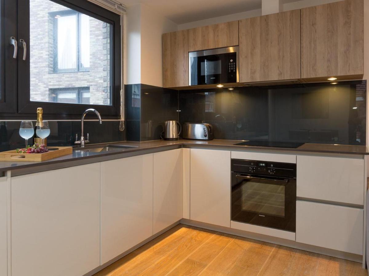Central Tower Bridge Apartment London Bagian luar foto